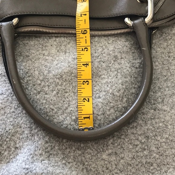 Marc Jacobs Leather Handbag - Picture 12 of 12